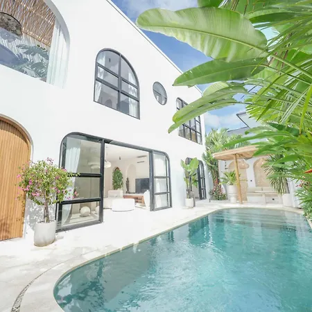 Villa Julia Blanca