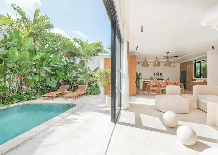 Villa Julia Blanca